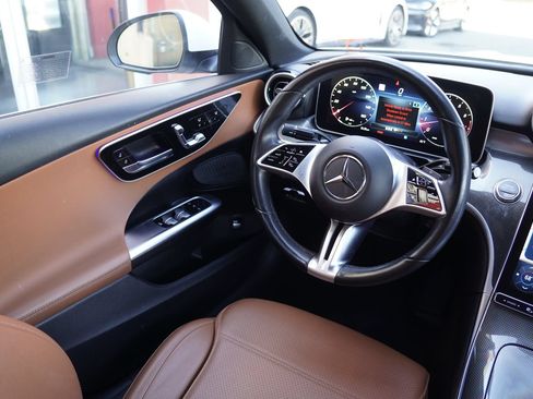 Used 2024 Mercedes-Benz C 300 4MATIC Sedan w/ Advanced USB Package image 25