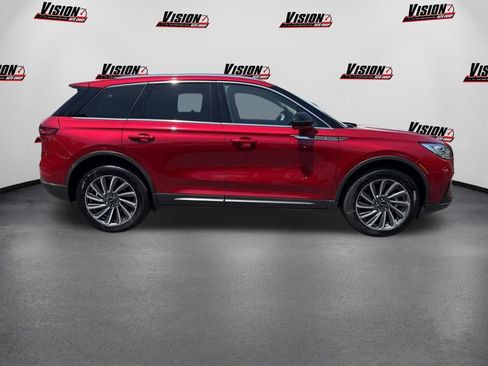 Used 2023 Lincoln Corsair Reserve w/ Equipment Group 201A AWD/4WD image 4