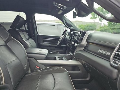 Used 2020 RAM 2500 Laramie AWD/4WD image 6