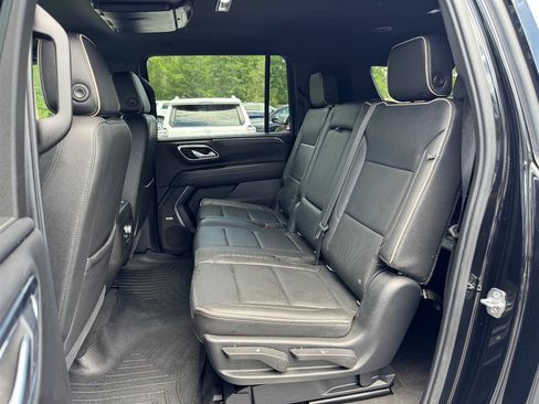 Used 2021 GMC Yukon XL SLT AWD/4WD image 21