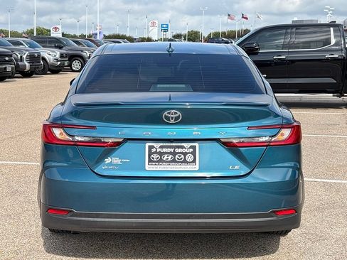 Used 2025 Toyota Camry LE FWD image 6