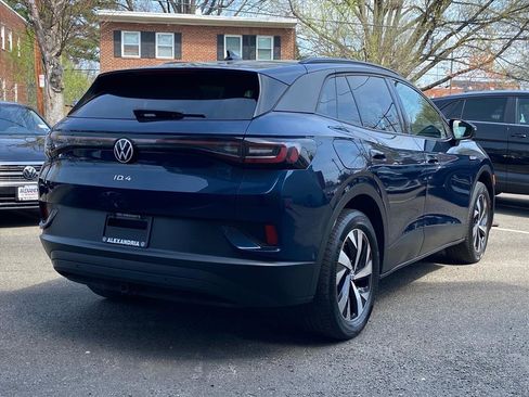 Certified 2023 Volkswagen ID.4 Pro image 3