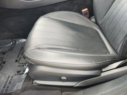 Used 2019 Mercedes-Benz E 450 4MATIC Sedan image 25