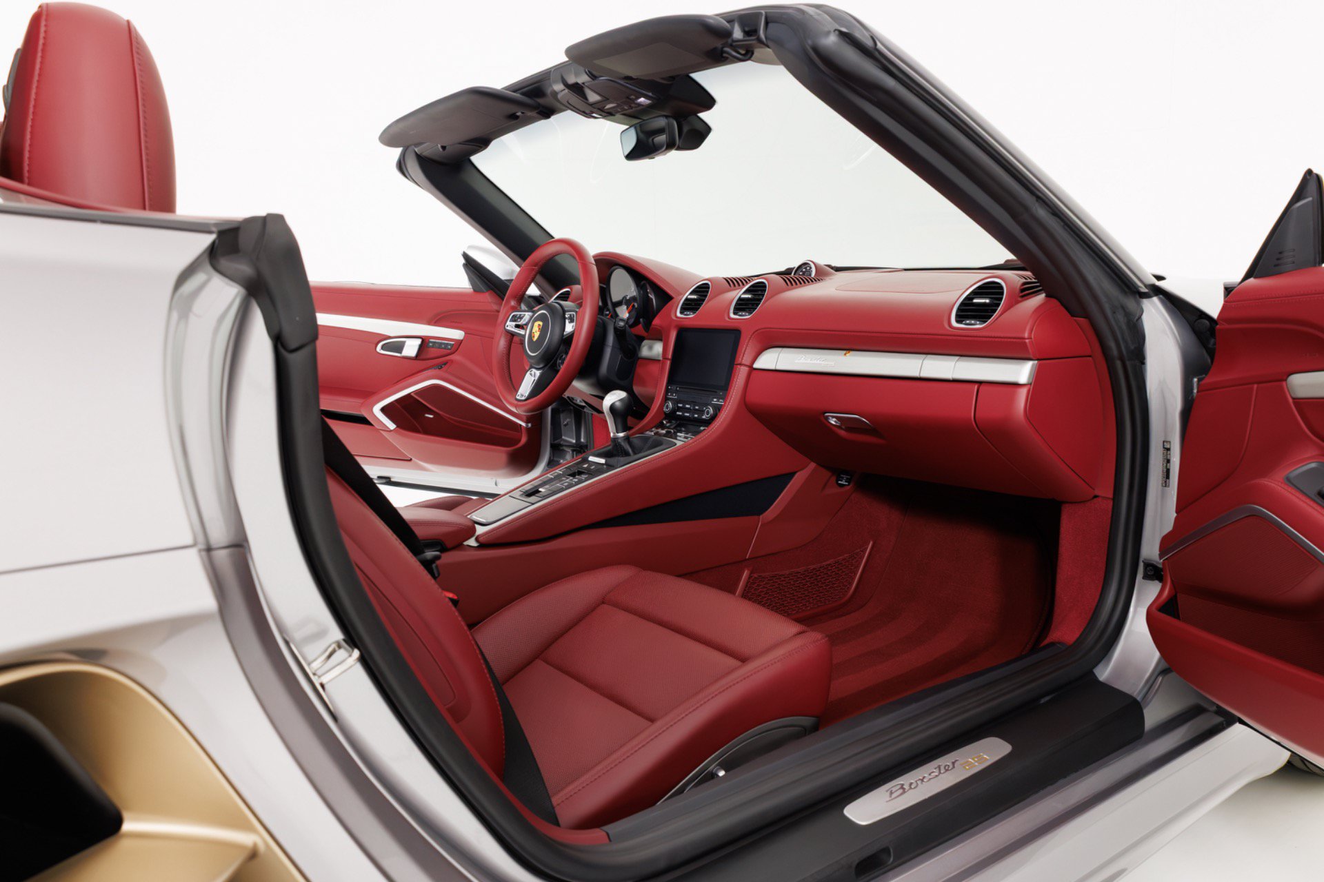 Used 2021 Porsche 718 Boxster RWD image 36