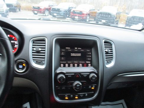 Used 2020 Dodge Durango SXT image 18