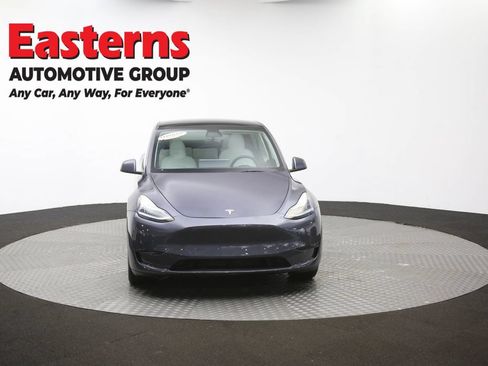 Used 2021 Tesla Model Y Long Range AWD/4WD image 46