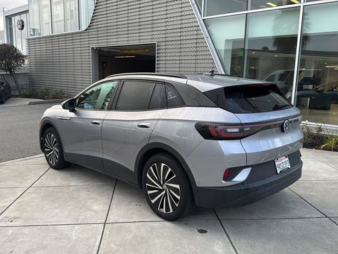 Used 2024 Volkswagen ID.4 S image 8