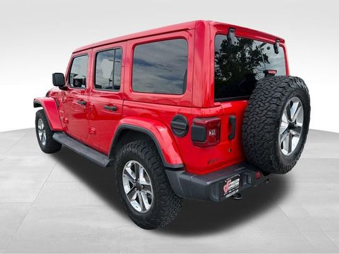 Used 2020 Jeep Wrangler Unlimited Sahara AWD/4WD image 5