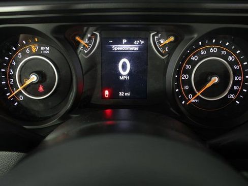 New 2026 Jeep Gladiator Sport image 11