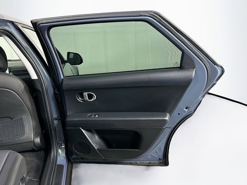 Used 2024 Hyundai Ioniq 5 SEL image 30