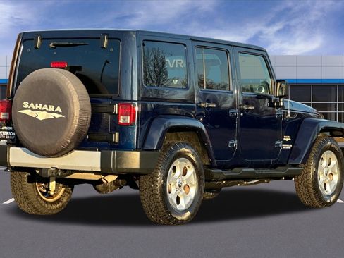 Used 2013 Jeep Wrangler Unlimited Sahara w/ Connectivity Group image 4