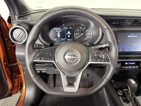 Used 2023 Nissan Kicks SR FWD image 21