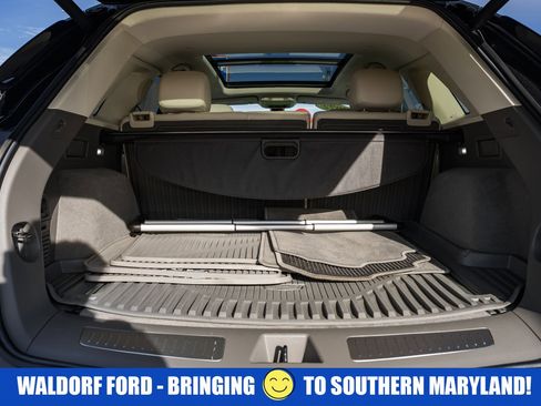 Used 2022 Cadillac XT5 Premium Luxury image 11