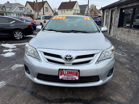 Used 2012 Toyota Corolla LE image 2