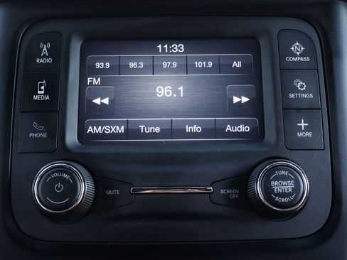 Used 2021 RAM 5500 Tradesman w/ Chrome Appearance Group image 24