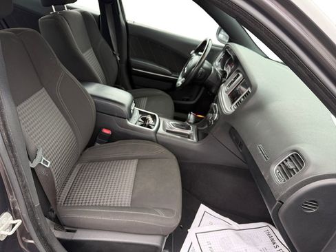 Used 2023 Dodge Charger SXT RWD image 17