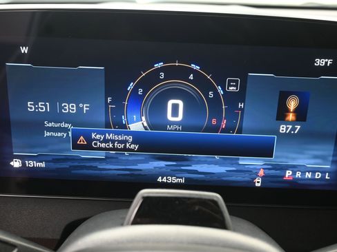 New 2026 Chevrolet Traverse RS w/ LPO, Floor Liner Package FWD image 13