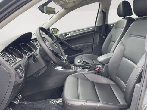 Used 2019 Volkswagen Golf Alltrack AWD/4WD image 3