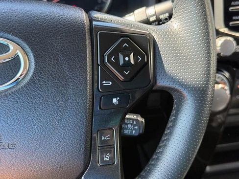 Used 2023 Toyota 4Runner TRD Off-Road AWD/4WD image 21