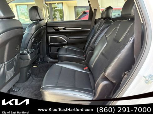 Certified 2024 Kia Telluride S w/ S Sunroof Package AWD/4WD image 18