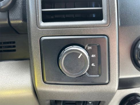 Used 2020 Ford F350 XL w/ Power Equipment Group image 14