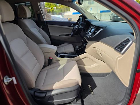 Used 2016 Hyundai Tucson Sport image 16