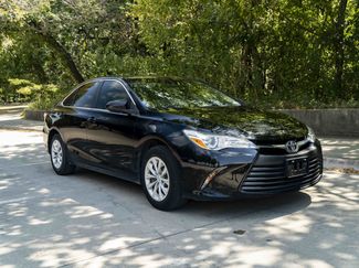 Used 2017 Toyota Camry LE FWD video 2