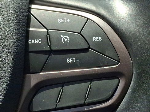 Used 2020 Jeep Cherokee Limited w/ Luxury Group AWD/4WD image 22