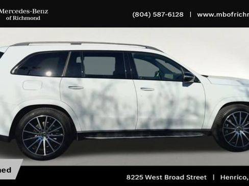 Used 2025 Mercedes-Benz GLS 580 4MATIC image 3