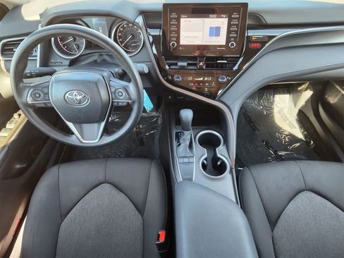 Used 2024 Toyota Camry LE image 21