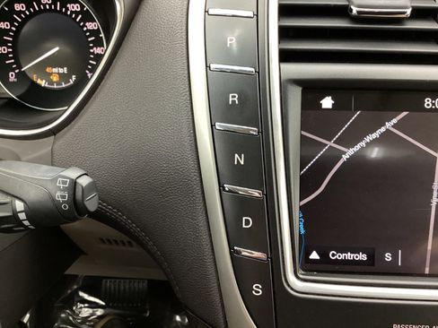 Used 2017 Lincoln MKX Reserve w/ Lincoln MKX Climate Package AWD/4WD image 37