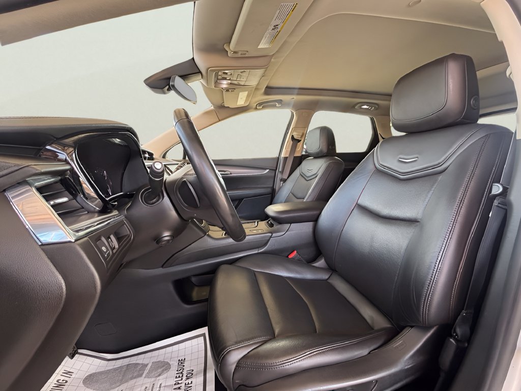 Used 2019 Cadillac XT5 Premium Luxury FWD image 38
