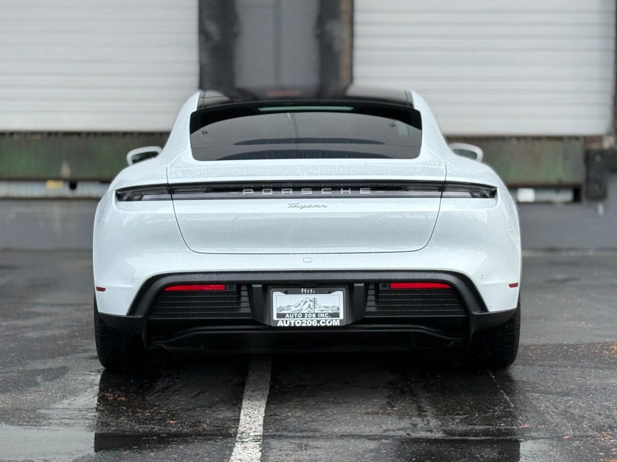 Used 2023 Porsche Taycan RWD image 4