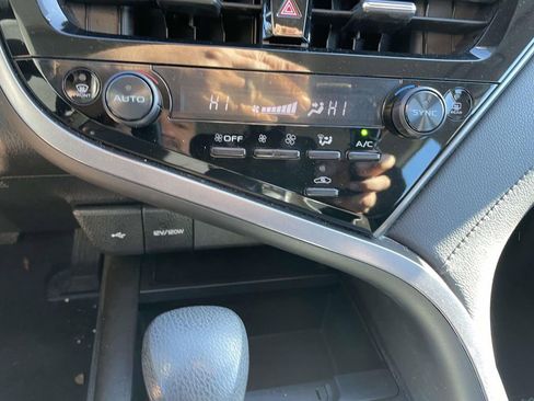 Used 2023 Toyota Camry LE image 40