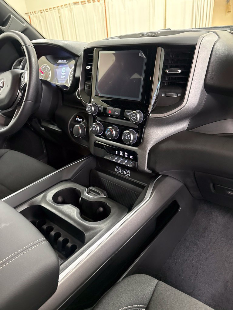 New 2027 RAM 1500 Express AWD/4WD image 25