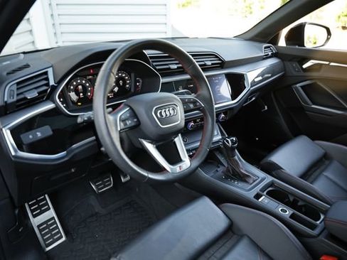 Used 2025 Audi Q3 2.0T Premium Plus w/ Premium Plus Package AWD/4WD image 18