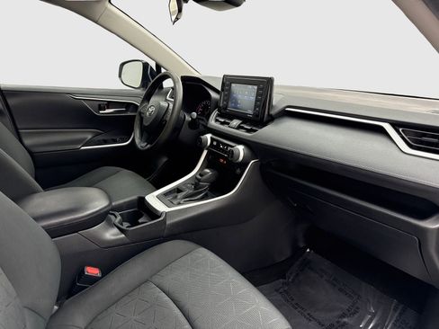Used 2021 Toyota RAV4 XLE FWD image 42