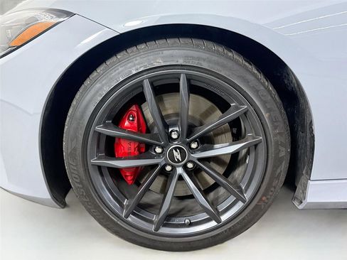 Used 2026 Nissan Z Performance w/ Floor Mat Package RWD image 12