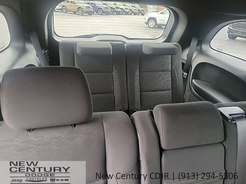 Used 2025 Dodge Durango GT AWD/4WD image 21