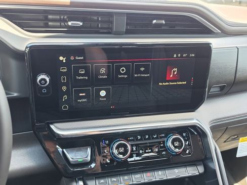 New 2026 GMC Sierra 1500 Denali w/ Technology Package AWD/4WD image 15