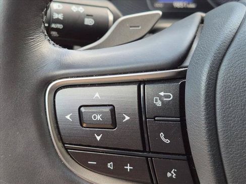 Used 2024 Lexus ES 350 w/ Accessory Package (Z1) FWD image 12