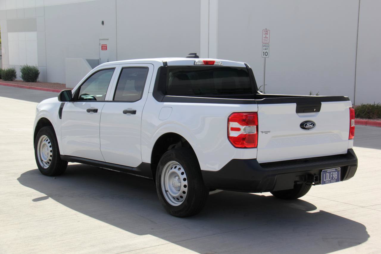 Used 2025 Ford Maverick XL w/ Equipment Group 102A AWD/4WD image 7