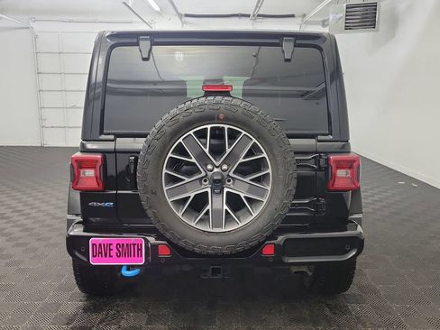 Used 2024 Jeep Wrangler High Altitude AWD/4WD image 9