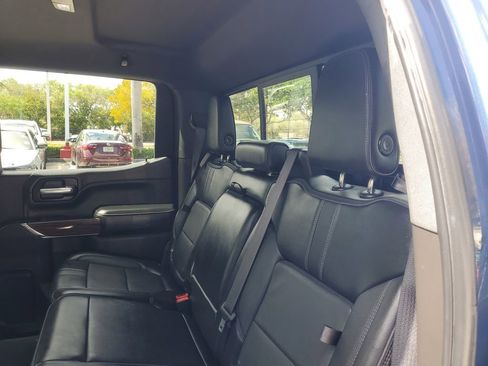 Used 2021 Chevrolet Silverado 1500 High Country image 11