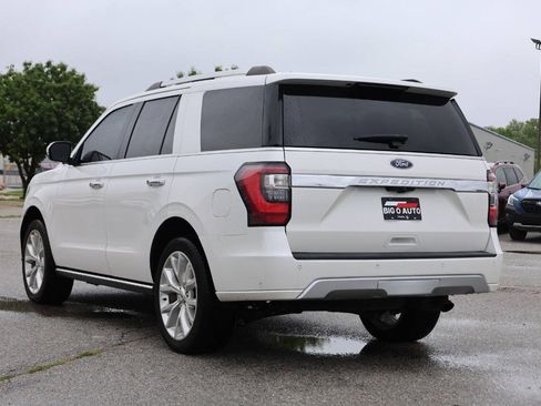 Used 2019 Ford Expedition Limited w/ Equipment Group 302A AWD/4WD image 11