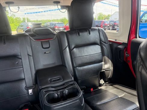Used 2020 Jeep Wrangler Unlimited Sahara w/ Dual Top Group AWD/4WD image 62