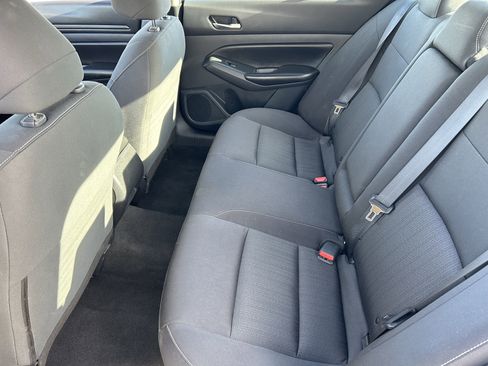 Used 2022 Nissan Altima 2.5 S image 16