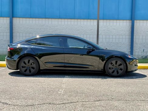 Used 2024 Tesla Model 3 Long Range AWD/4WD image 4