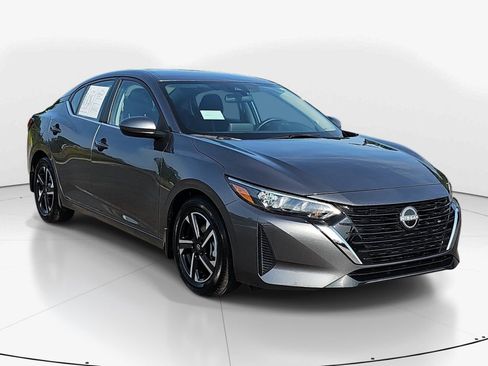 Used 2025 Nissan Sentra SV w/ All-Weather Package FWD image 2