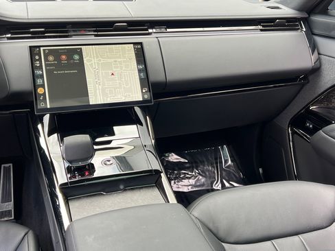 Used 2025 Land Rover Range Rover Sport Autobiography AWD/4WD image 29
